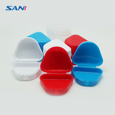 Un bon prix. Conteneurs en plastique rouges de support de dentier de la caisse 17g de conteneur de Mouthguard en ligne